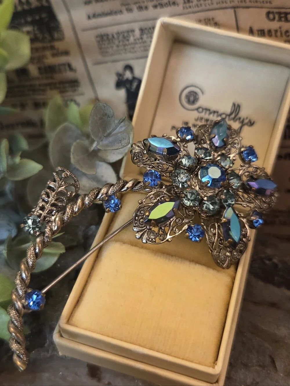 Gorgeous vintage Western Germany Aurora Borealis Blue Floral Brooch